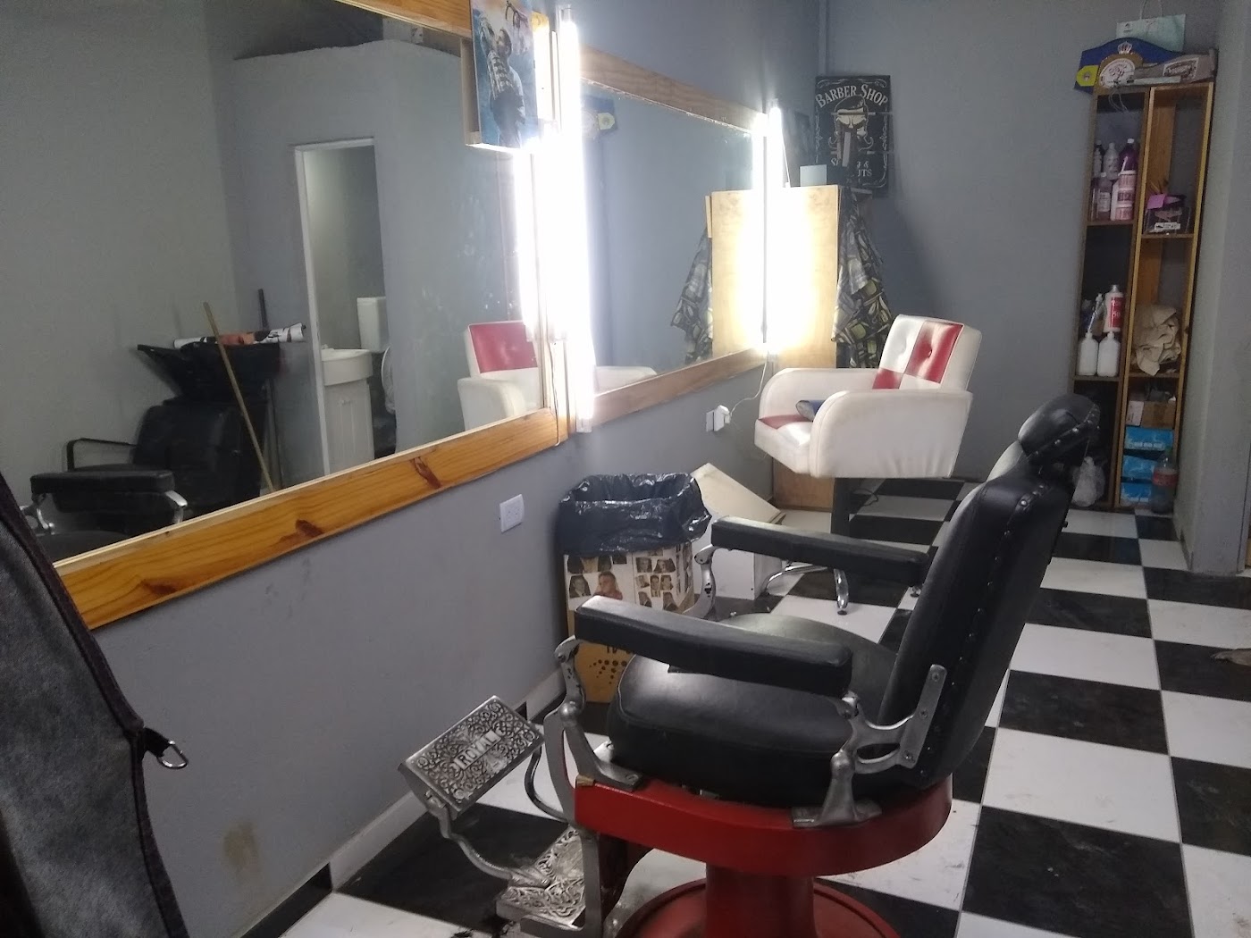 barber shop René