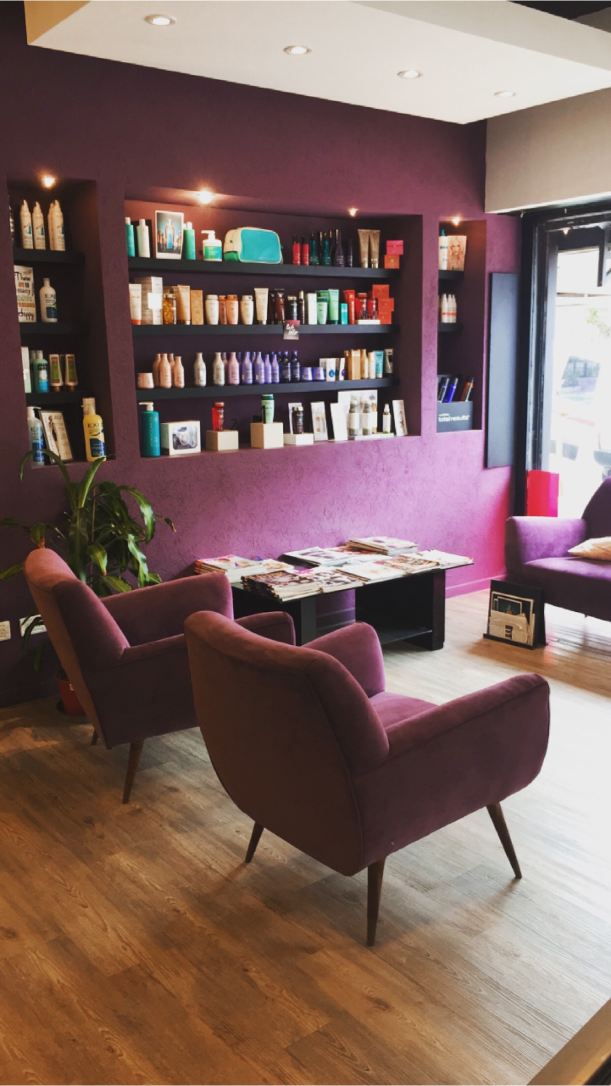 Mujer salón de belleza