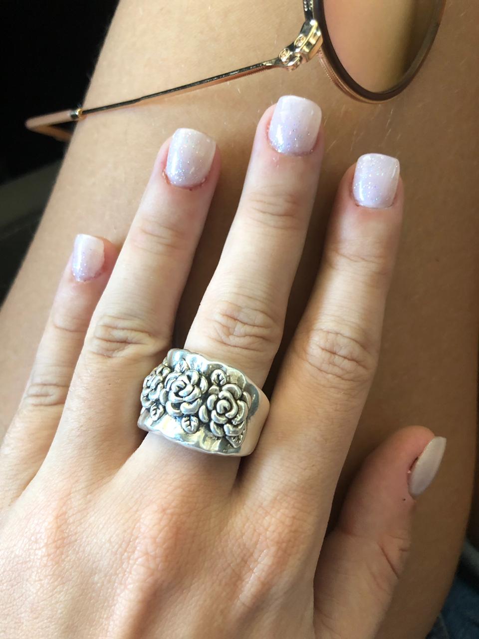 Nails and the City pilar